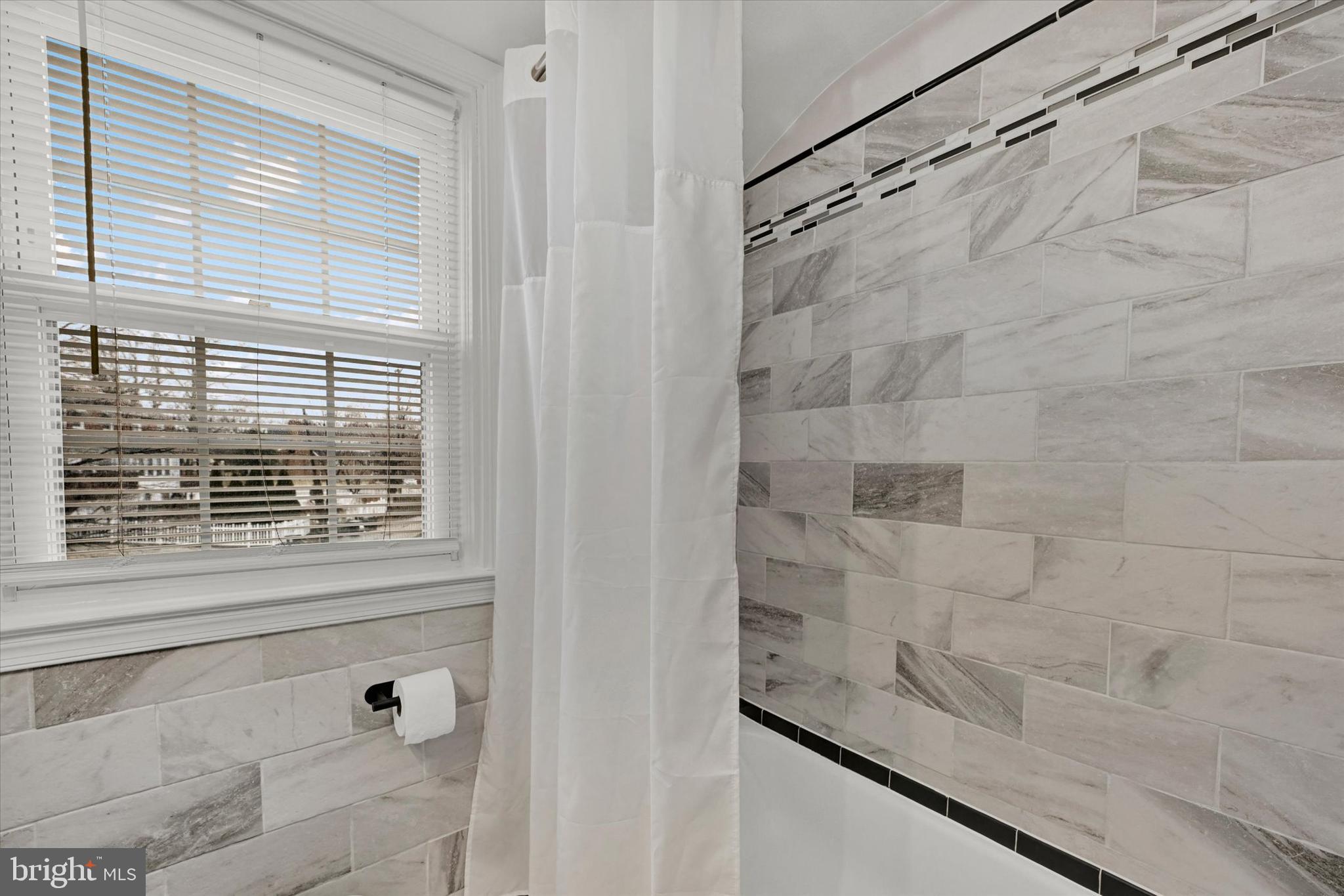 KNETTISHALL - Residential