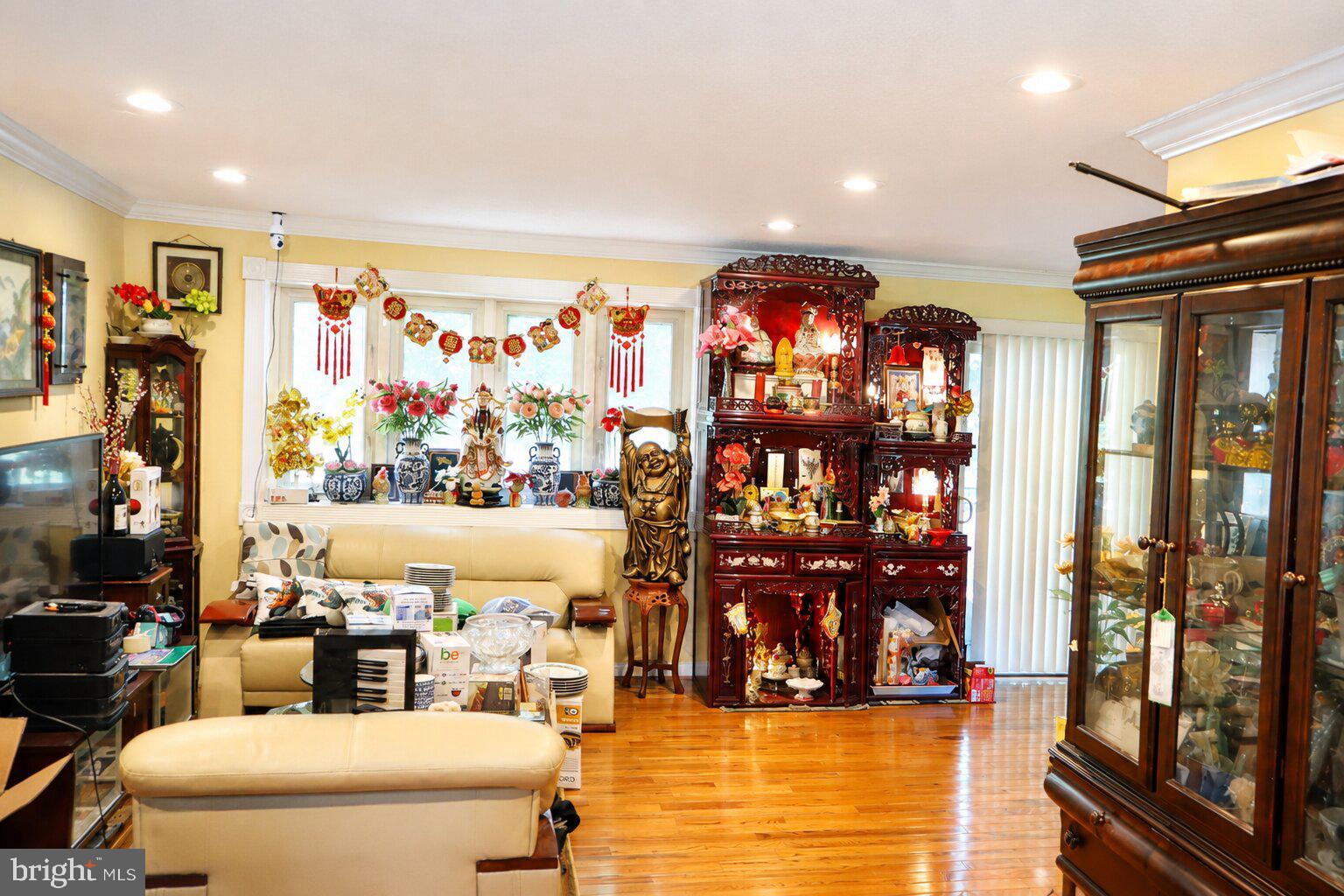 723 LOWANDER LANE