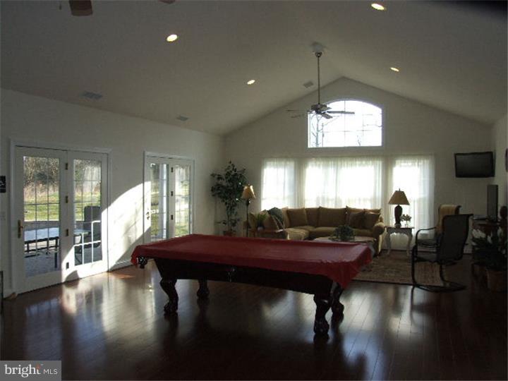 JENNERSVILLE FARM - Residential