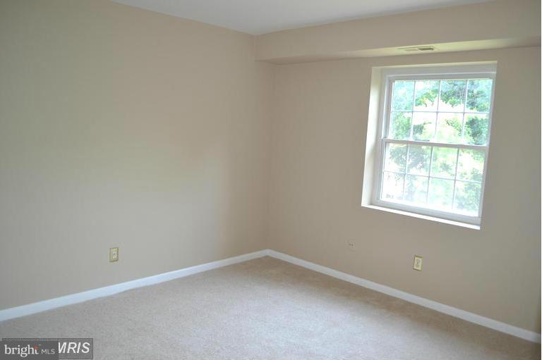 BROOKING COURT GARDEN - Residential Lease