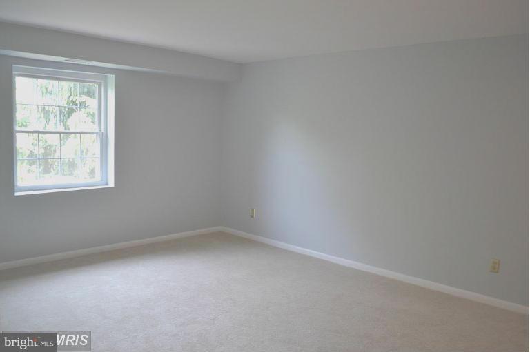 BROOKING COURT GARDEN - Residential Lease