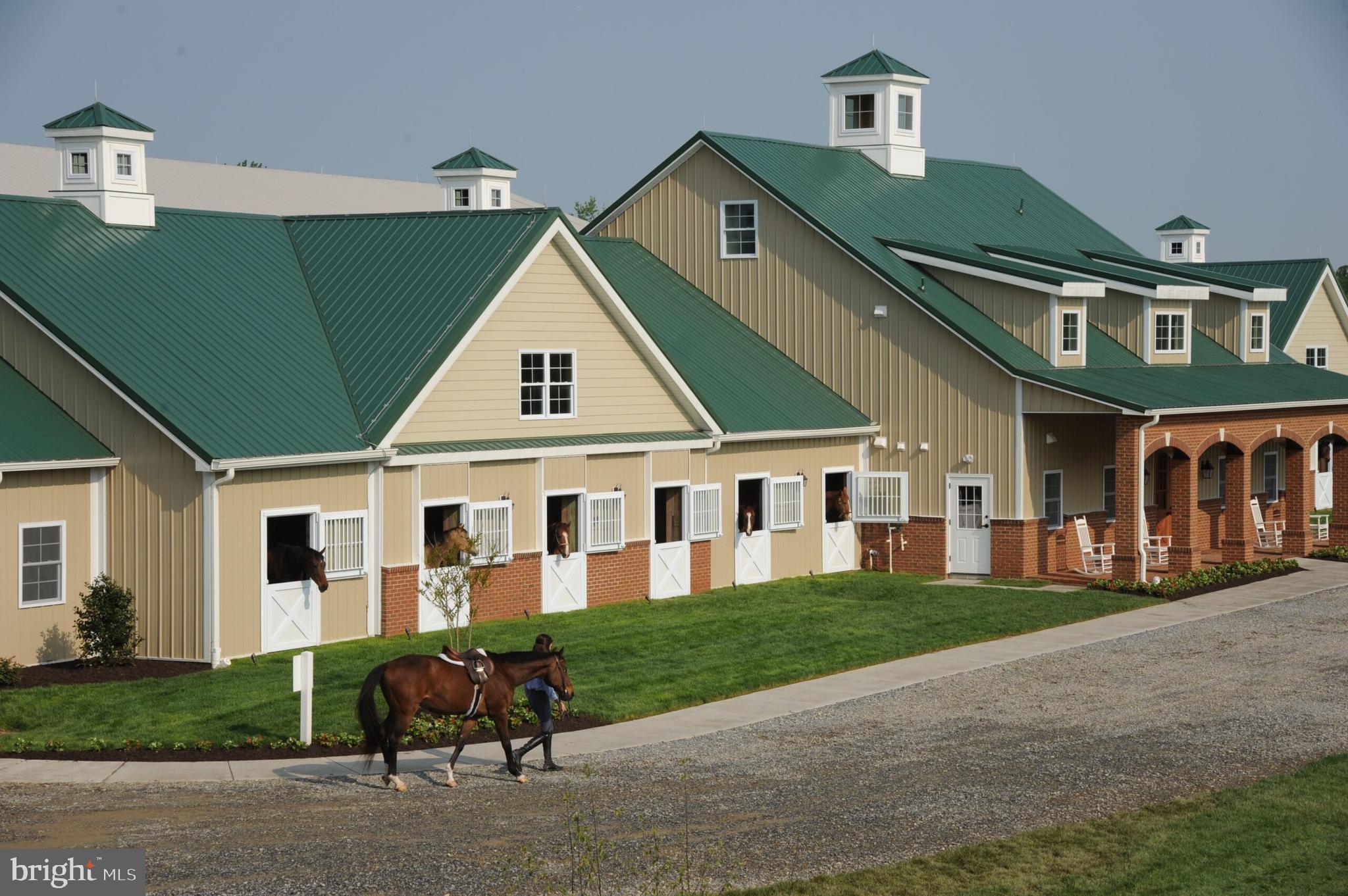 MARLBORO RIDING - Residential