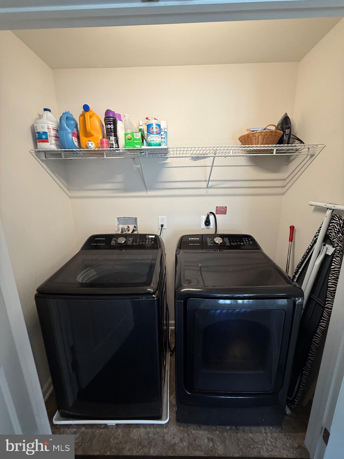 MARLBORO RIDING - Residential