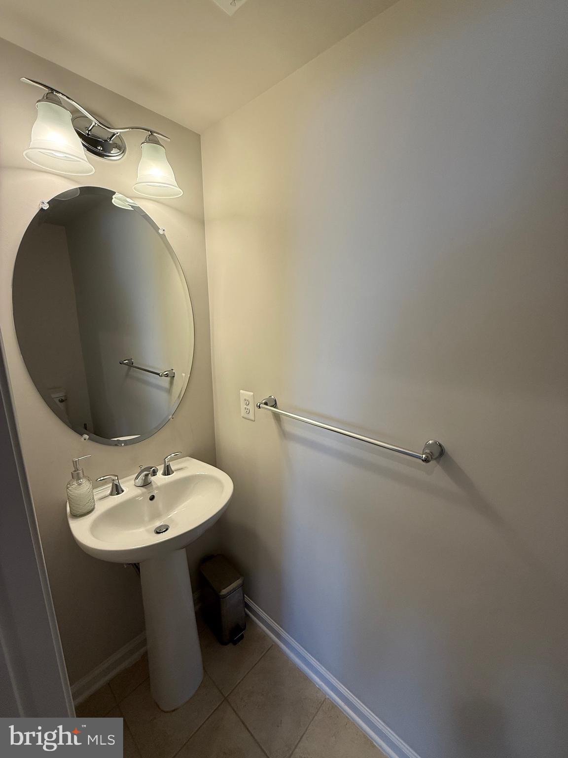 MARLBORO RIDING - Residential