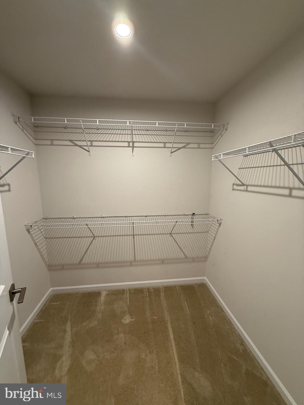 MARLBORO RIDING - Residential