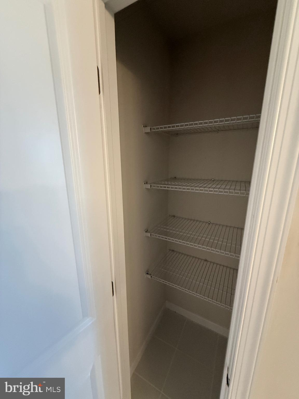 MARLBORO RIDING - Residential