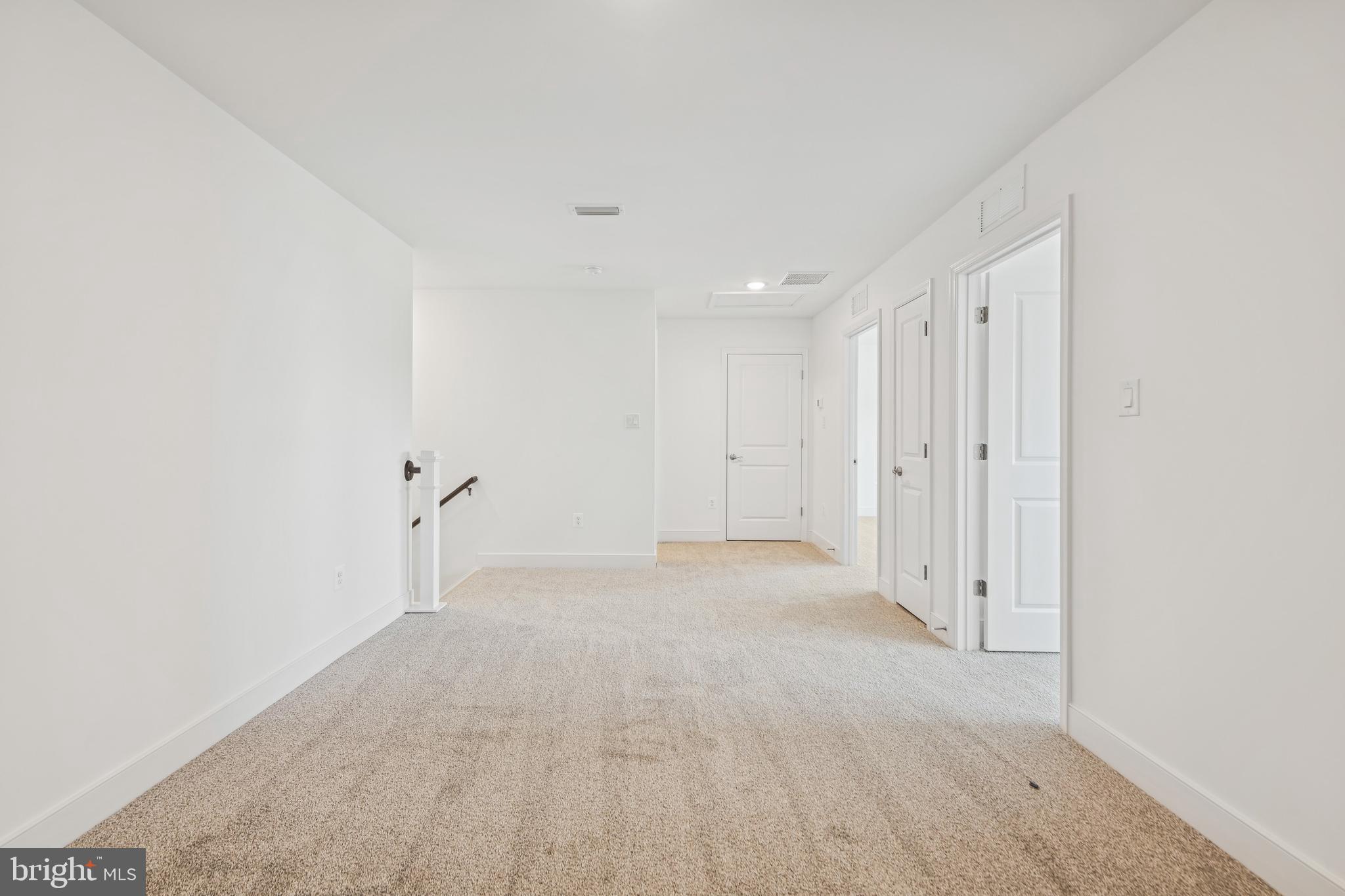 ADMIRAL'S LANDING - Residential