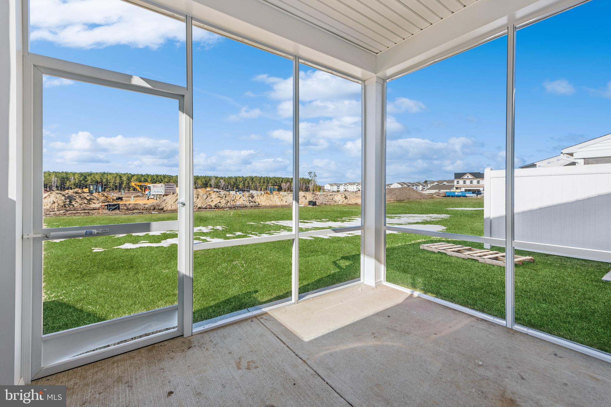 ADMIRAL'S LANDING - Residential