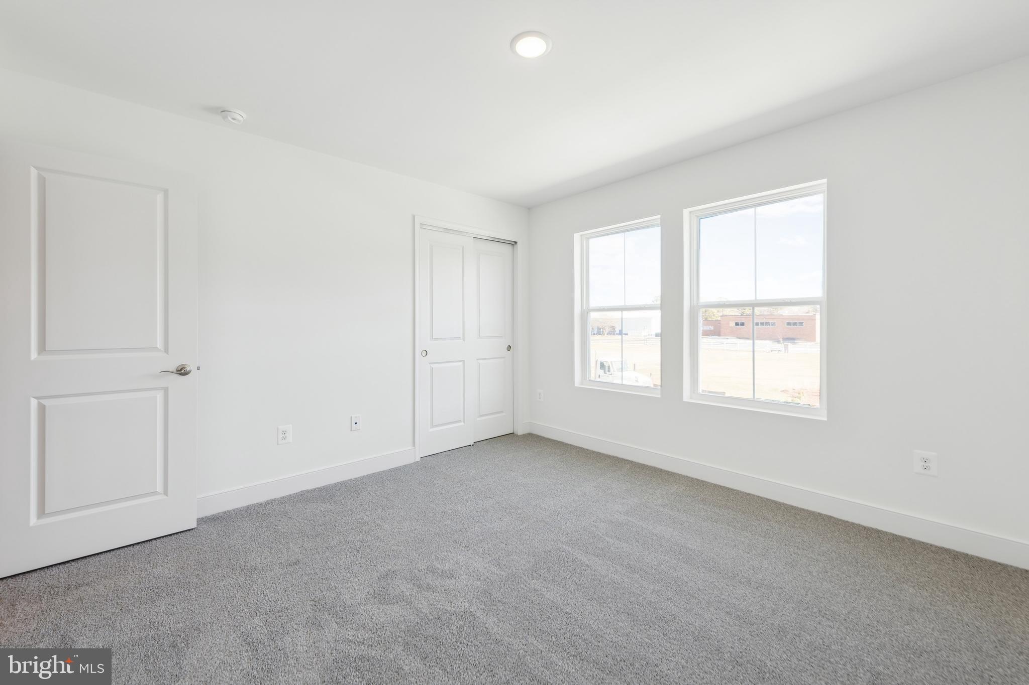 ADMIRAL'S LANDING - Residential