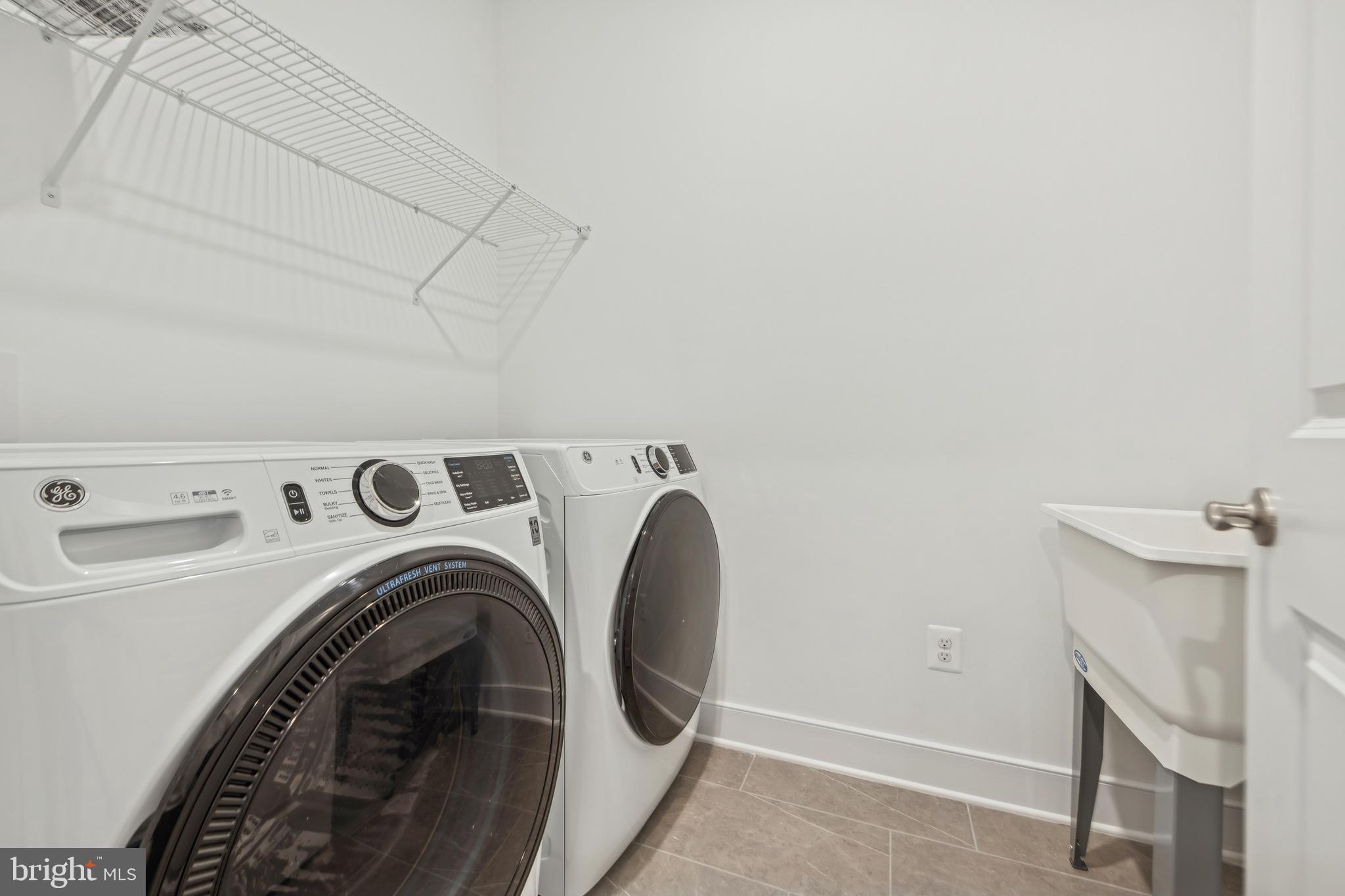 ADMIRAL'S LANDING - Residential