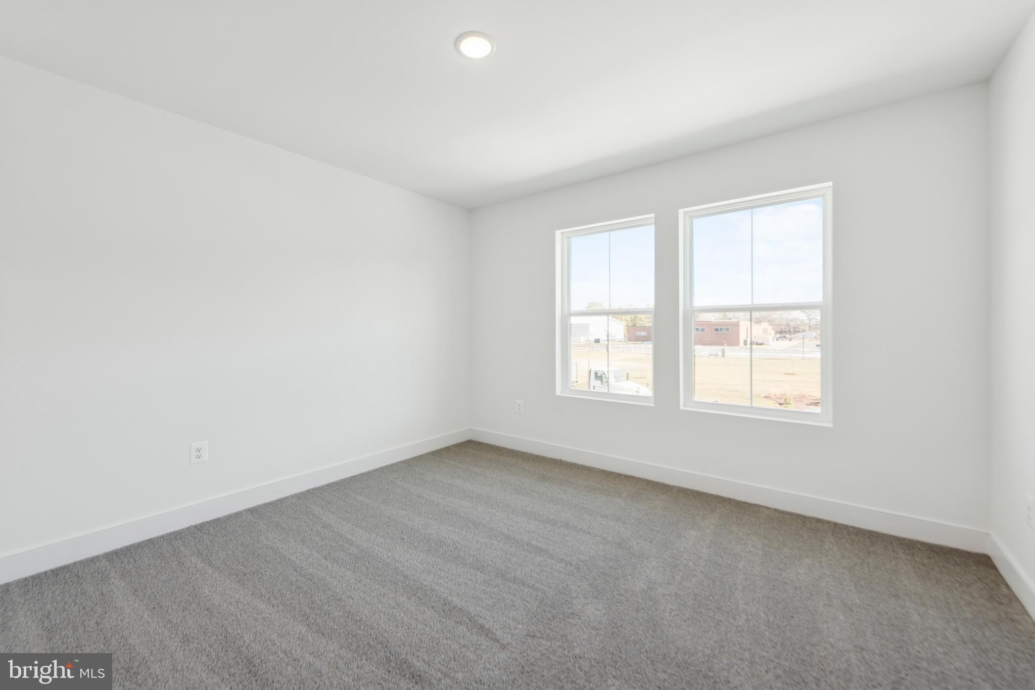 ADMIRAL'S LANDING - Residential