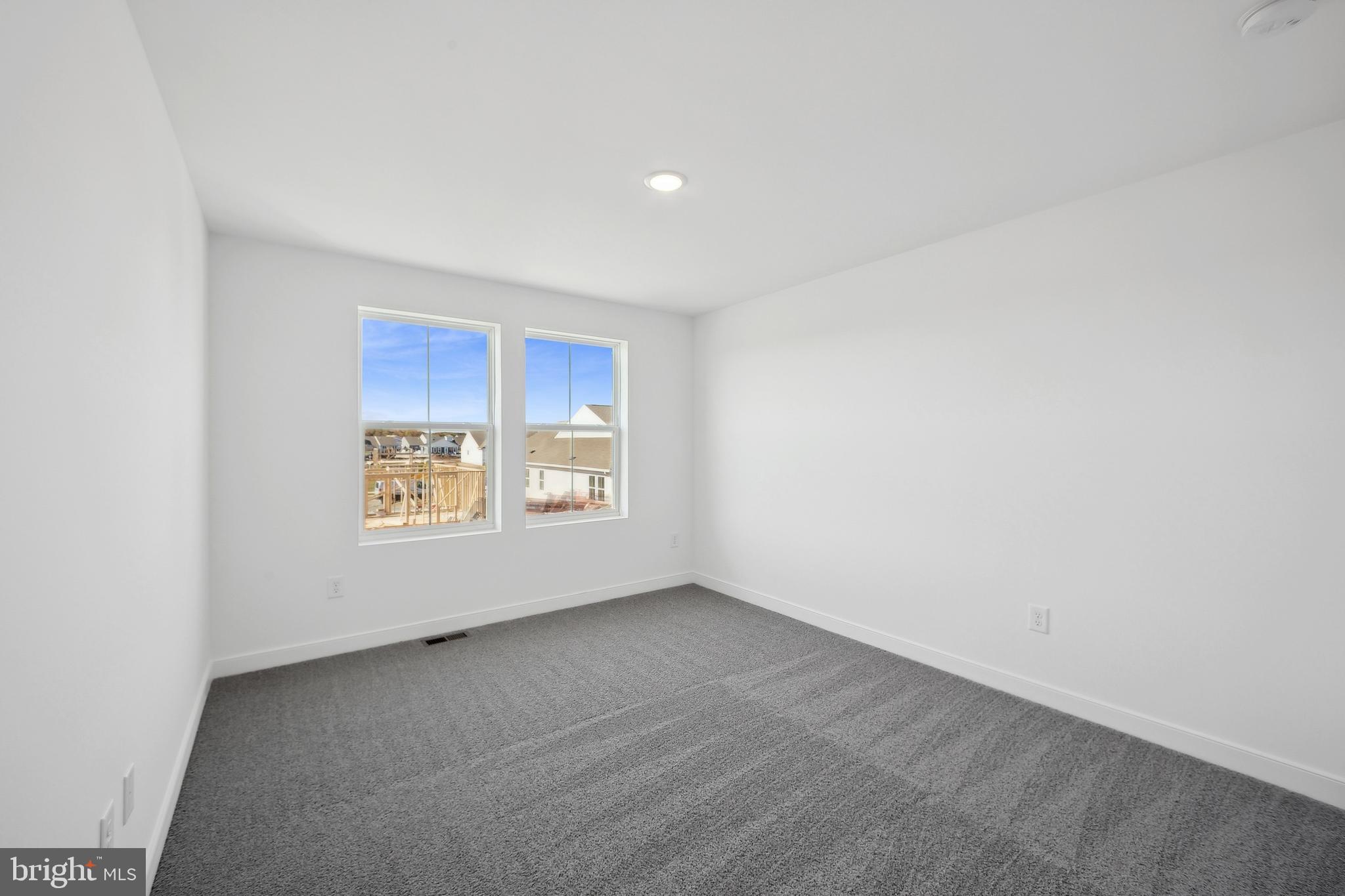 EGRET SHORES - Residential