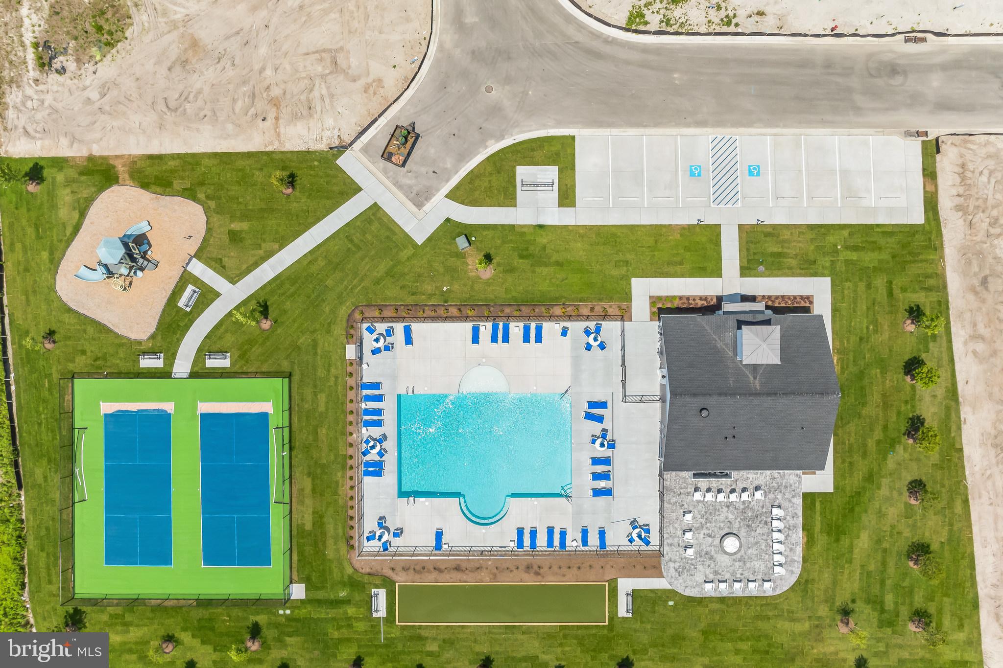 EGRET SHORES - Residential