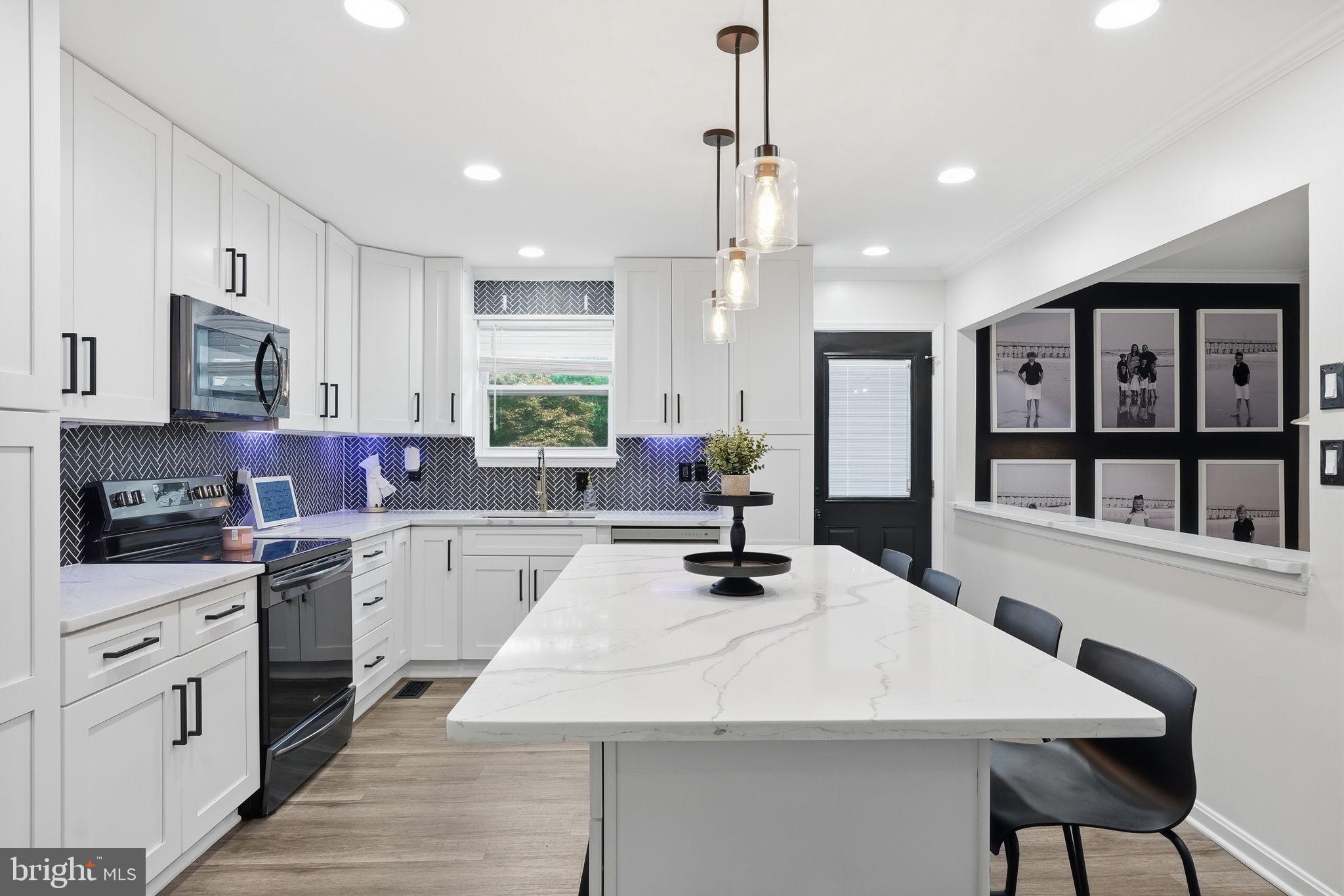 Property Search 7803 OUTING AVENUE