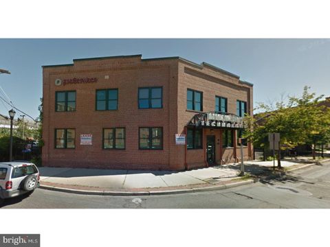 Photo of 700 S Clinton Avenue, TRENTON, NJ 08611 (MLS # 1003278945)