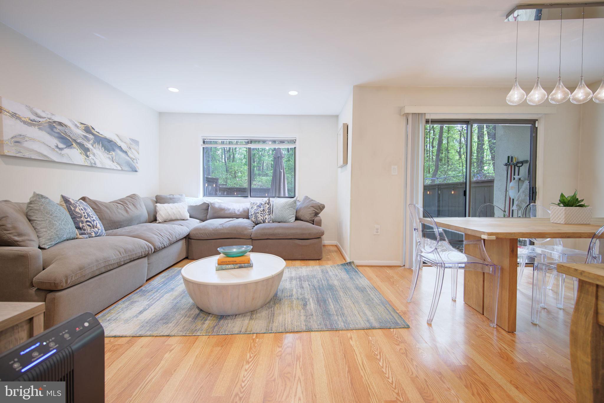 2319 EMERALD HEIGHTS COURT