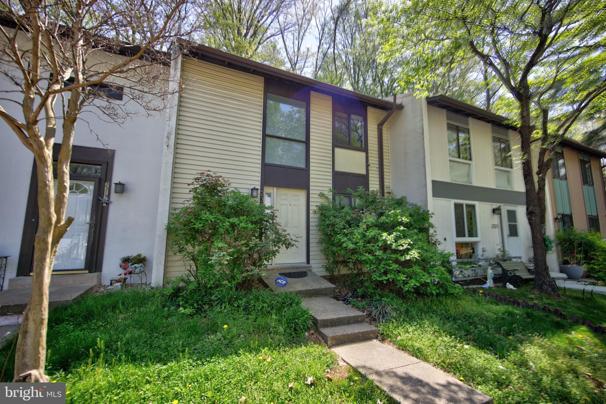 RESTON - Residential