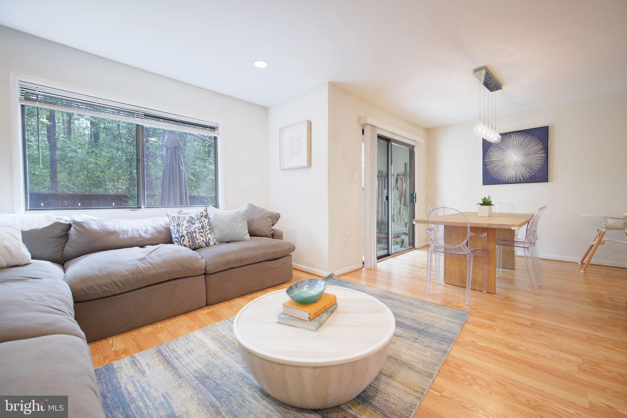 RESTON - Residential