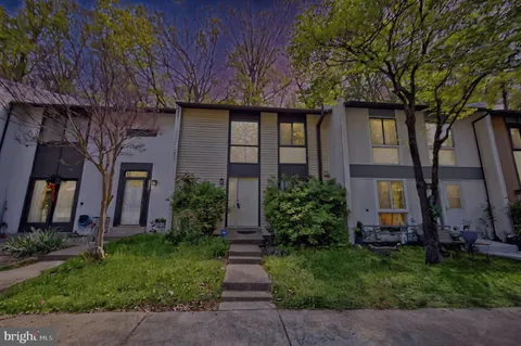 2319 Emerald Heights Court, Reston, VA MLS: VAFX2233756
