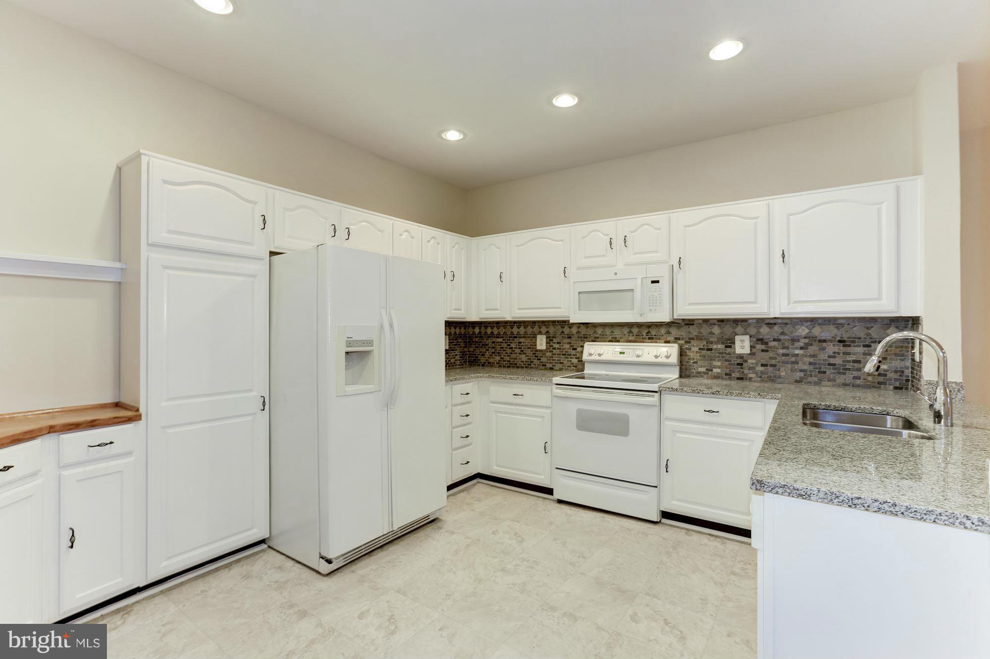 HERITAGE HARBOUR - Residential