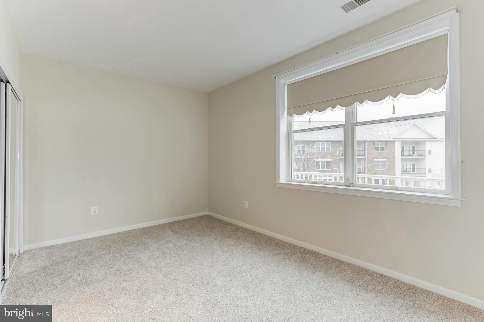 HERITAGE HARBOUR - Residential