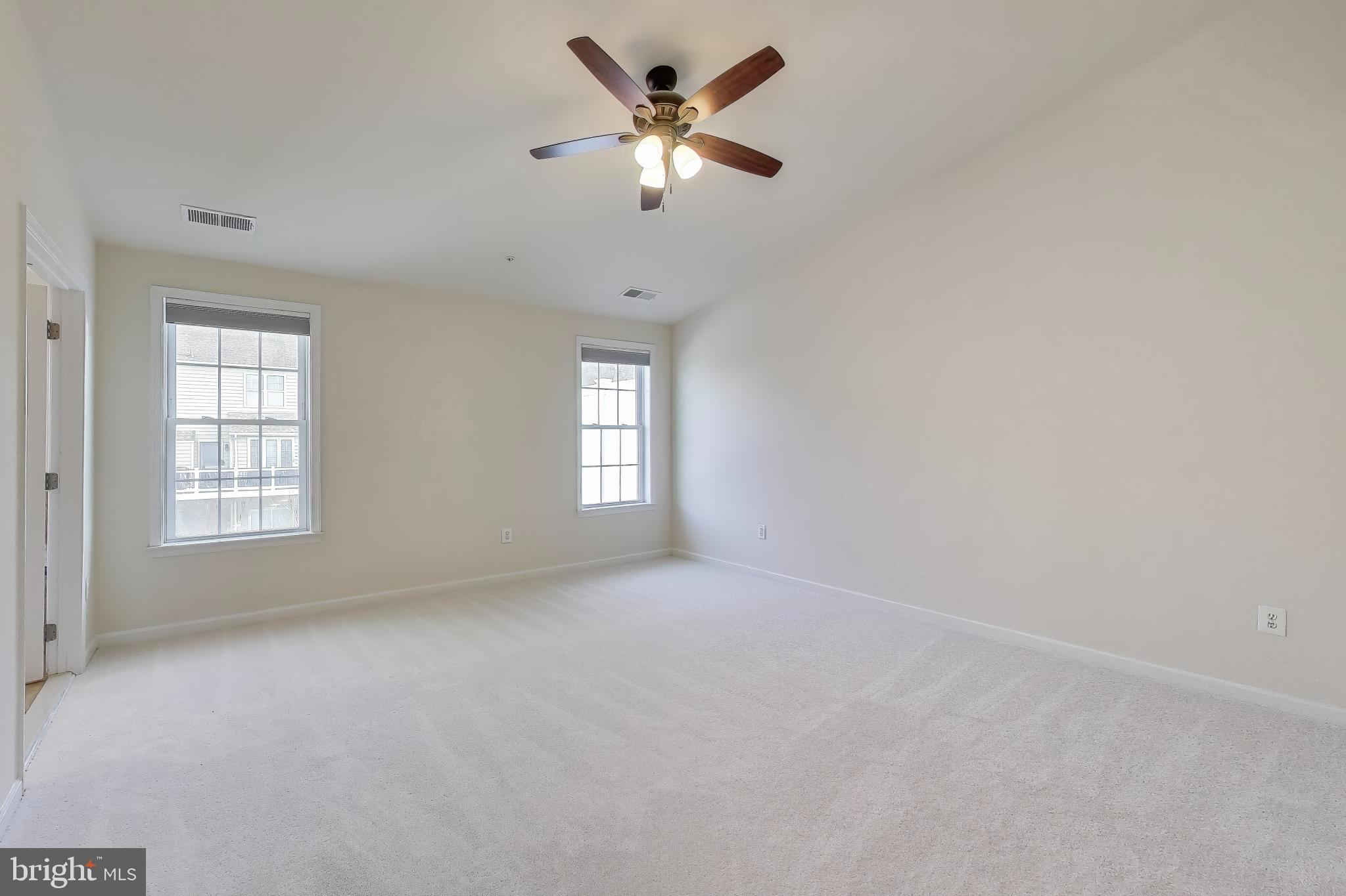 MARLBORO RIDGE - Residential