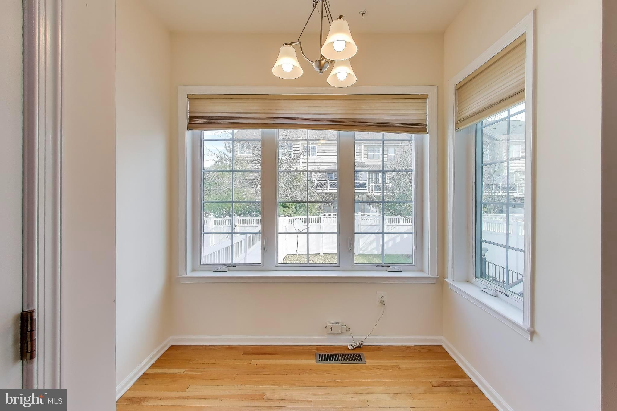 MARLBORO RIDGE - Residential