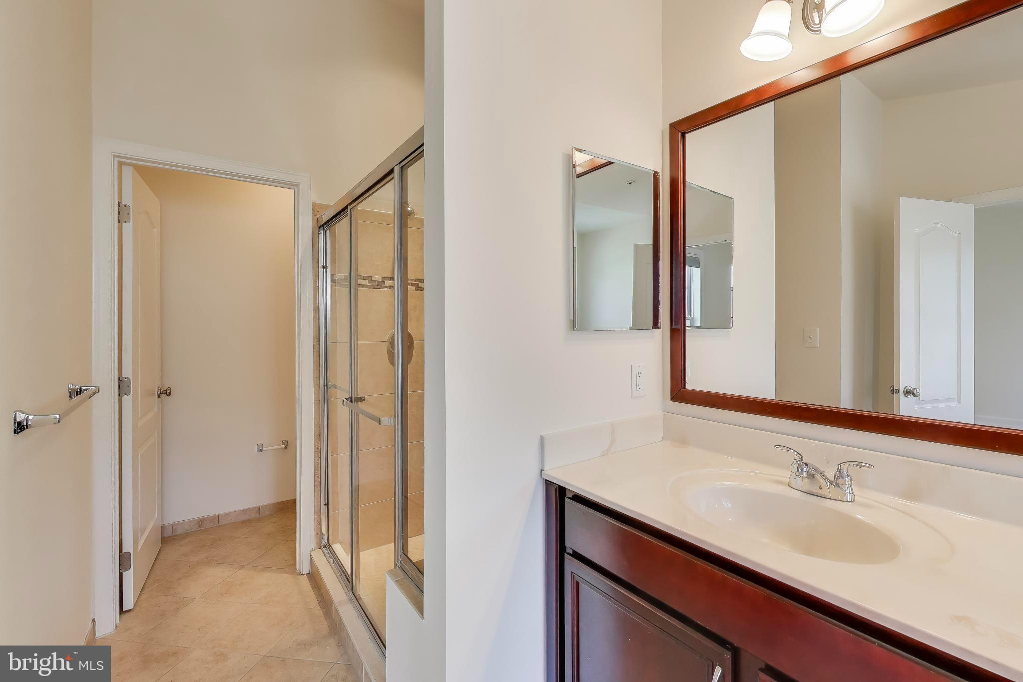 MARLBORO RIDGE - Residential