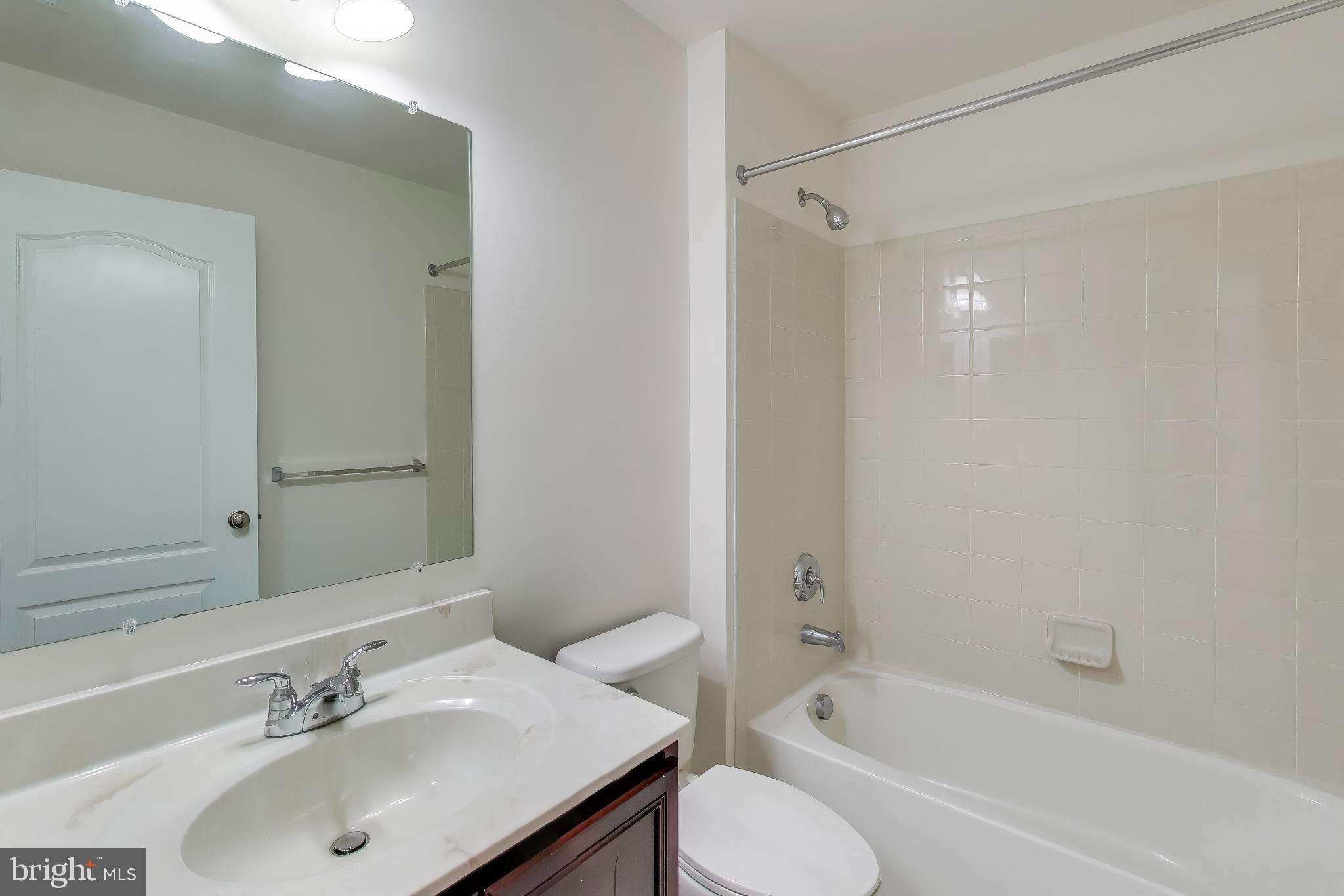 MARLBORO RIDGE - Residential