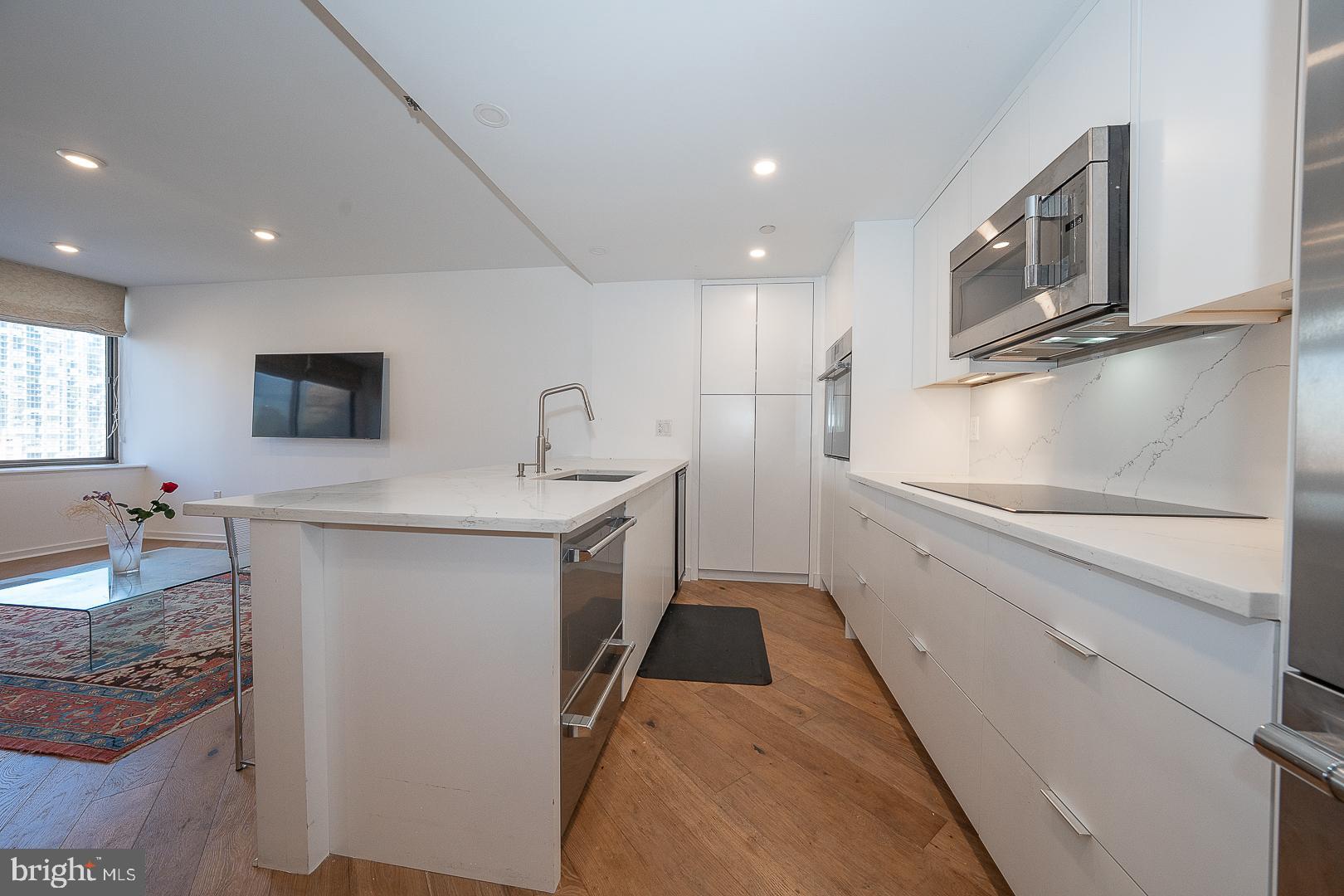 RITTENHOUSE SQUARE - Residential