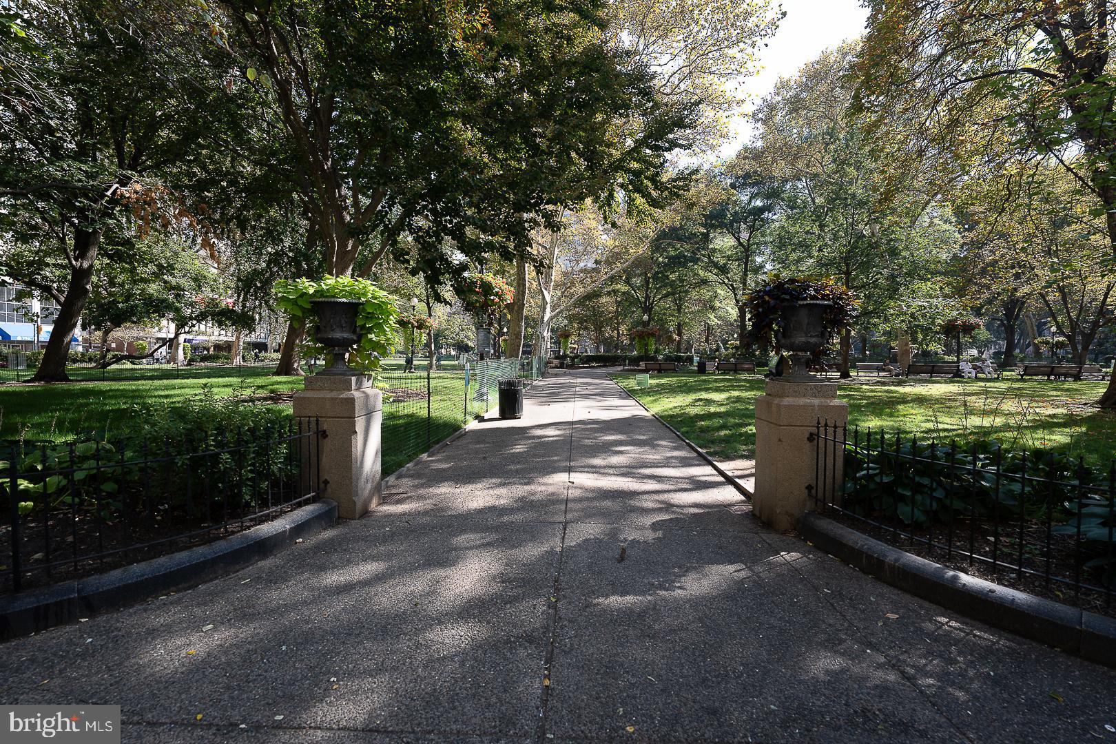 RITTENHOUSE SQUARE - Residential