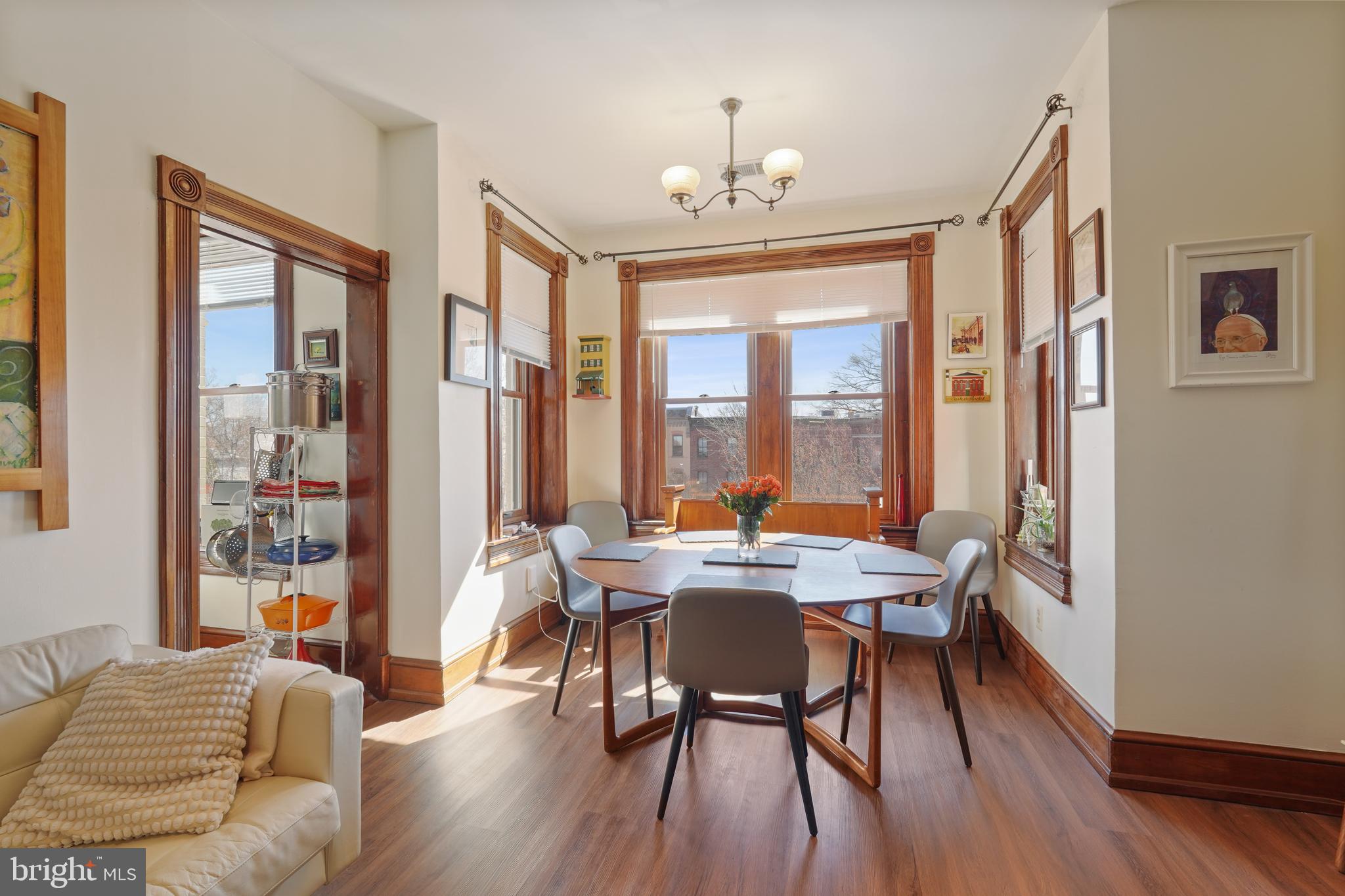 CAPITOL HILL - Residential