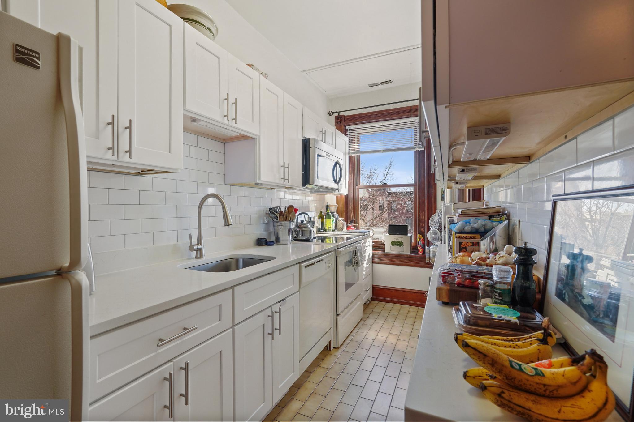 CAPITOL HILL - Residential