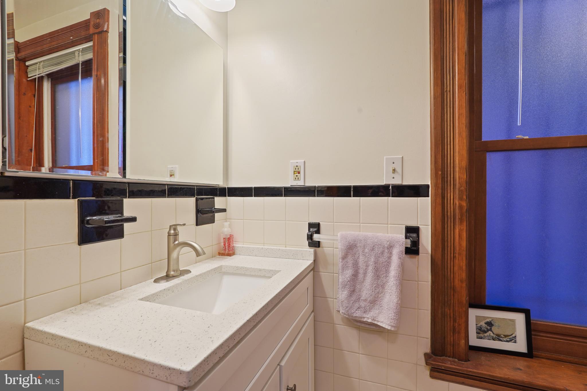 CAPITOL HILL - Residential
