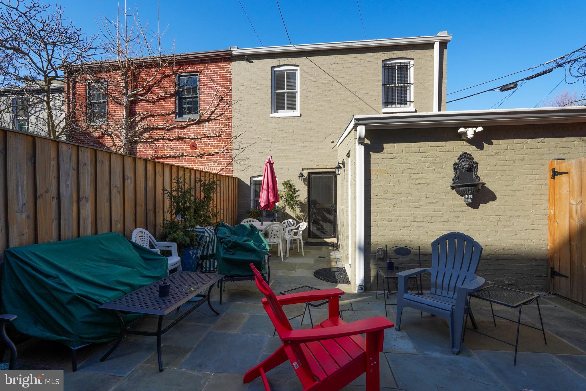 CAPITOL HILL - Residential