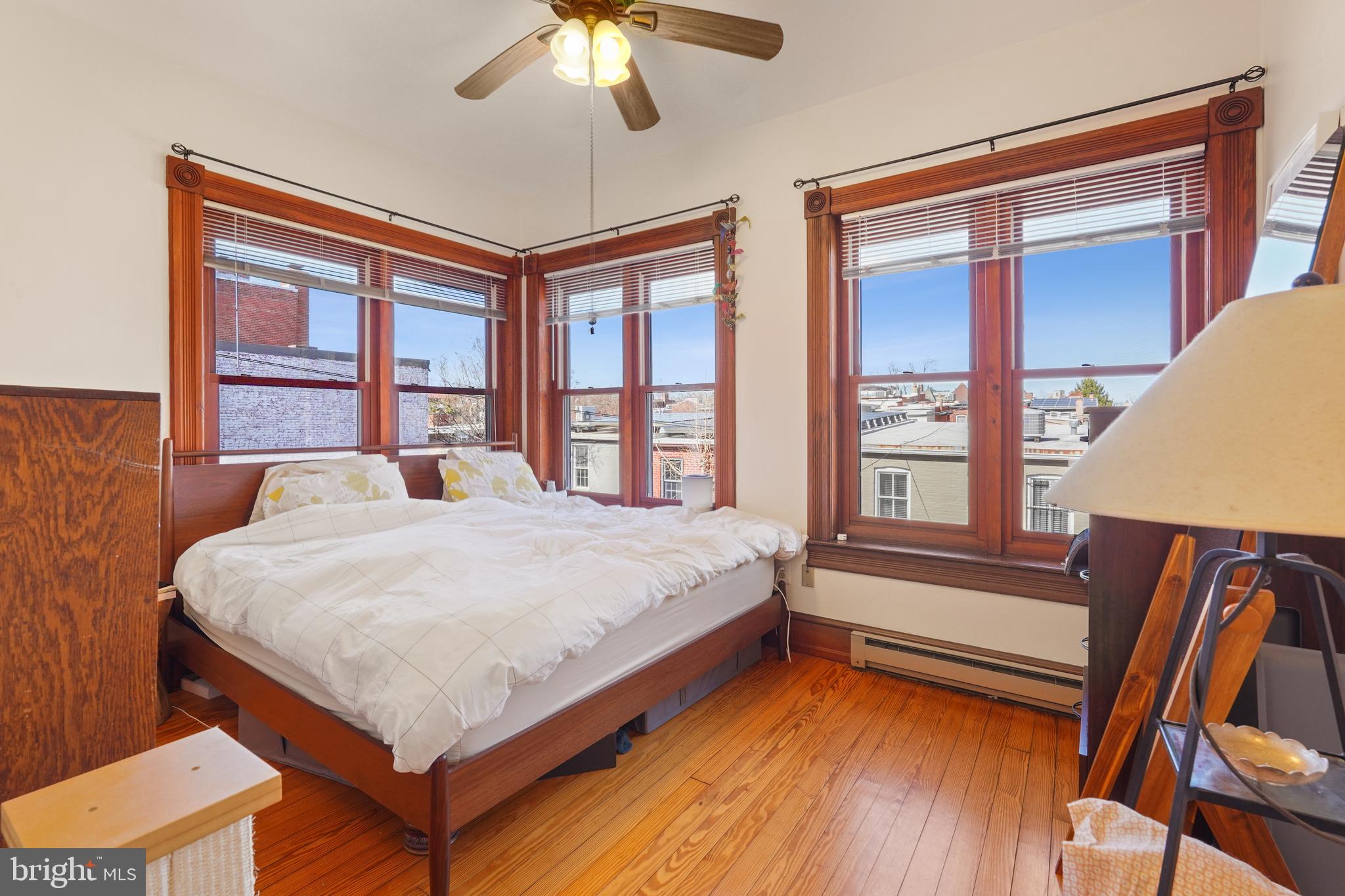 CAPITOL HILL - Residential