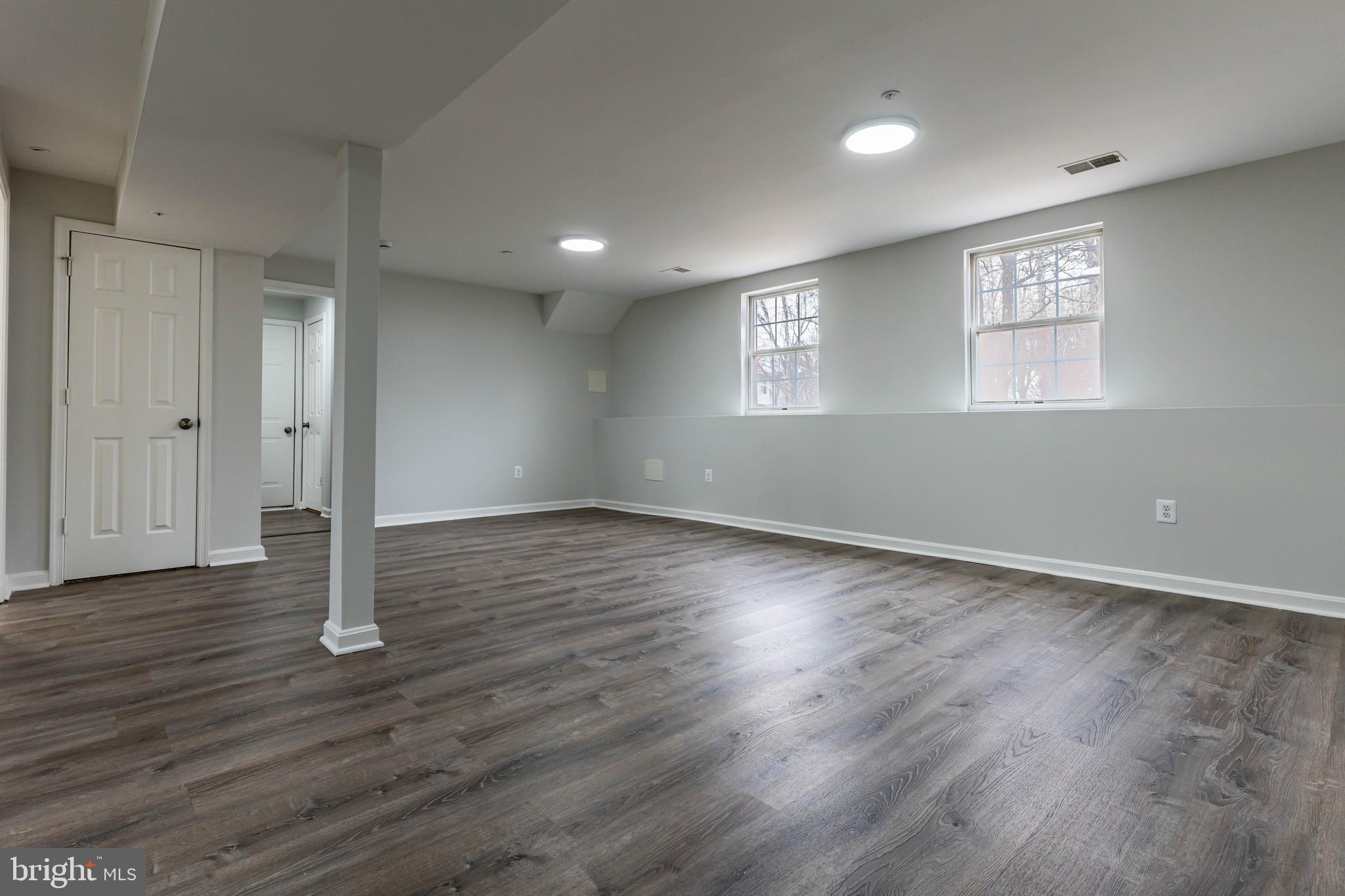 MARLBORO MEADOWS - Residential