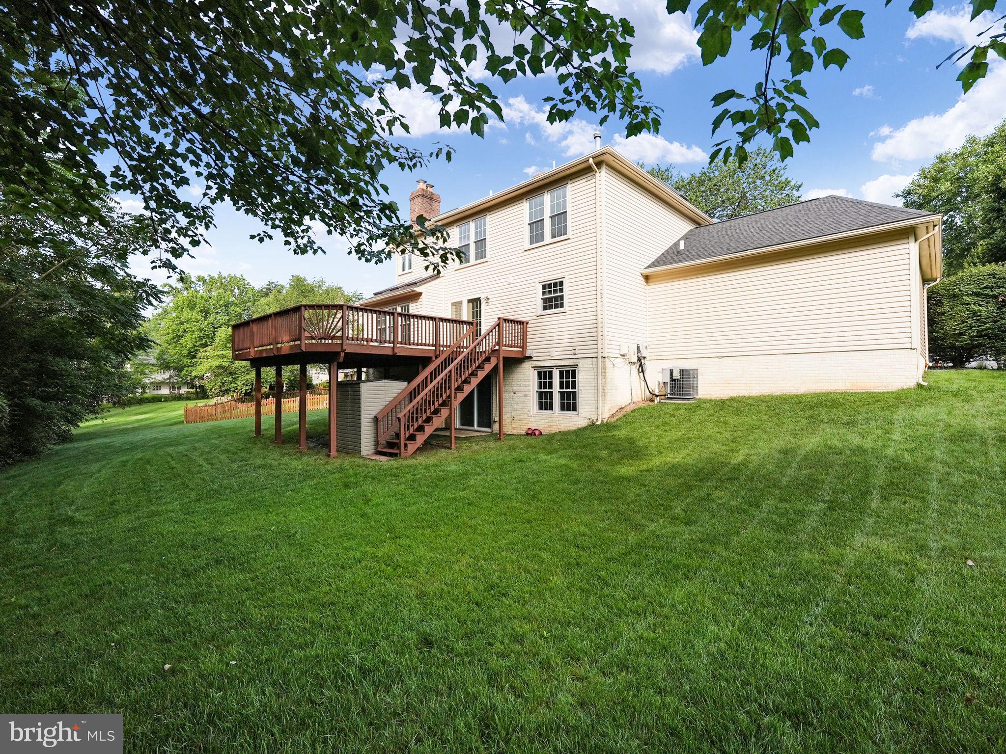 CROSSPOINTE - Residential