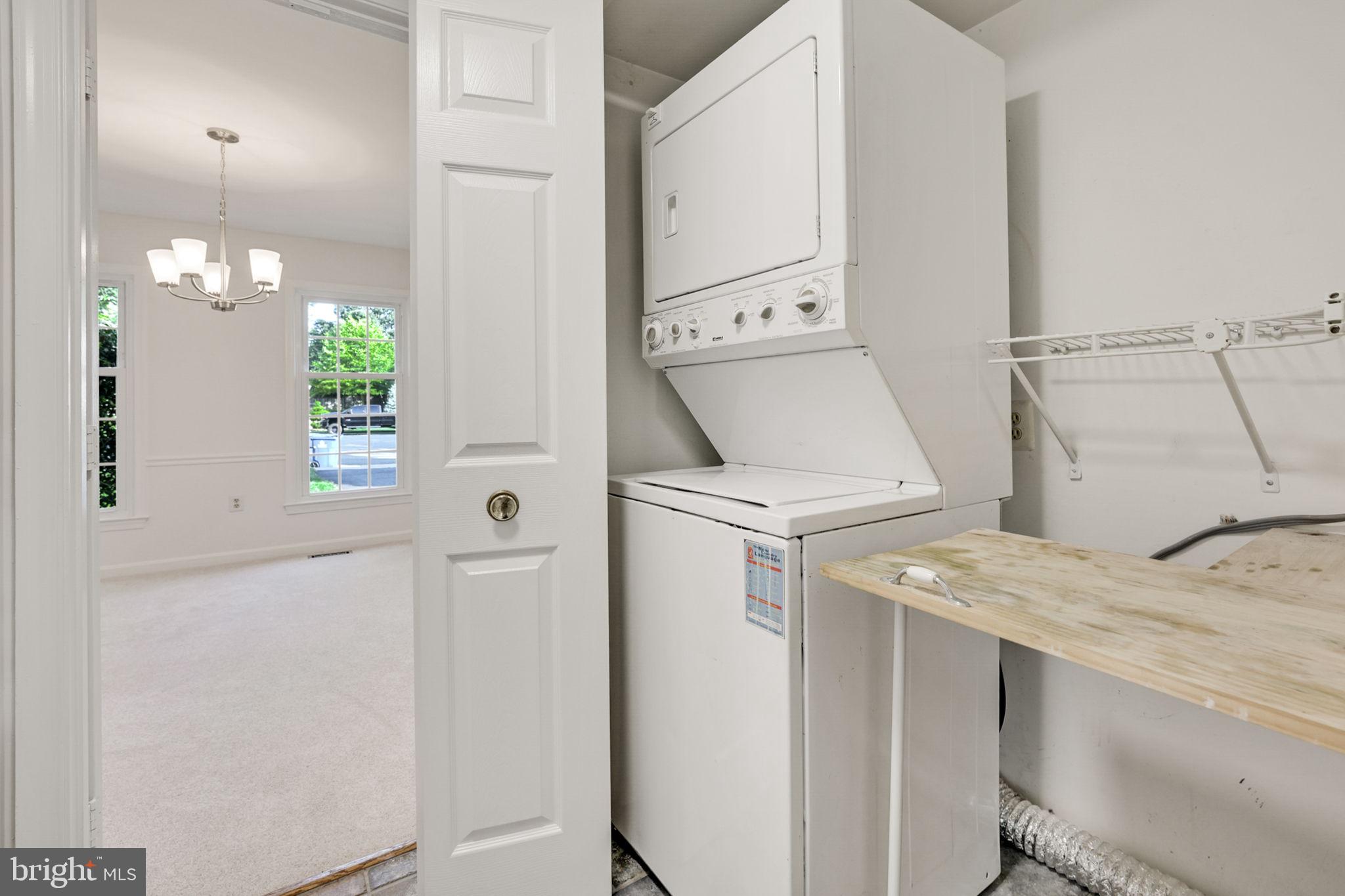 CROSSPOINTE - Residential