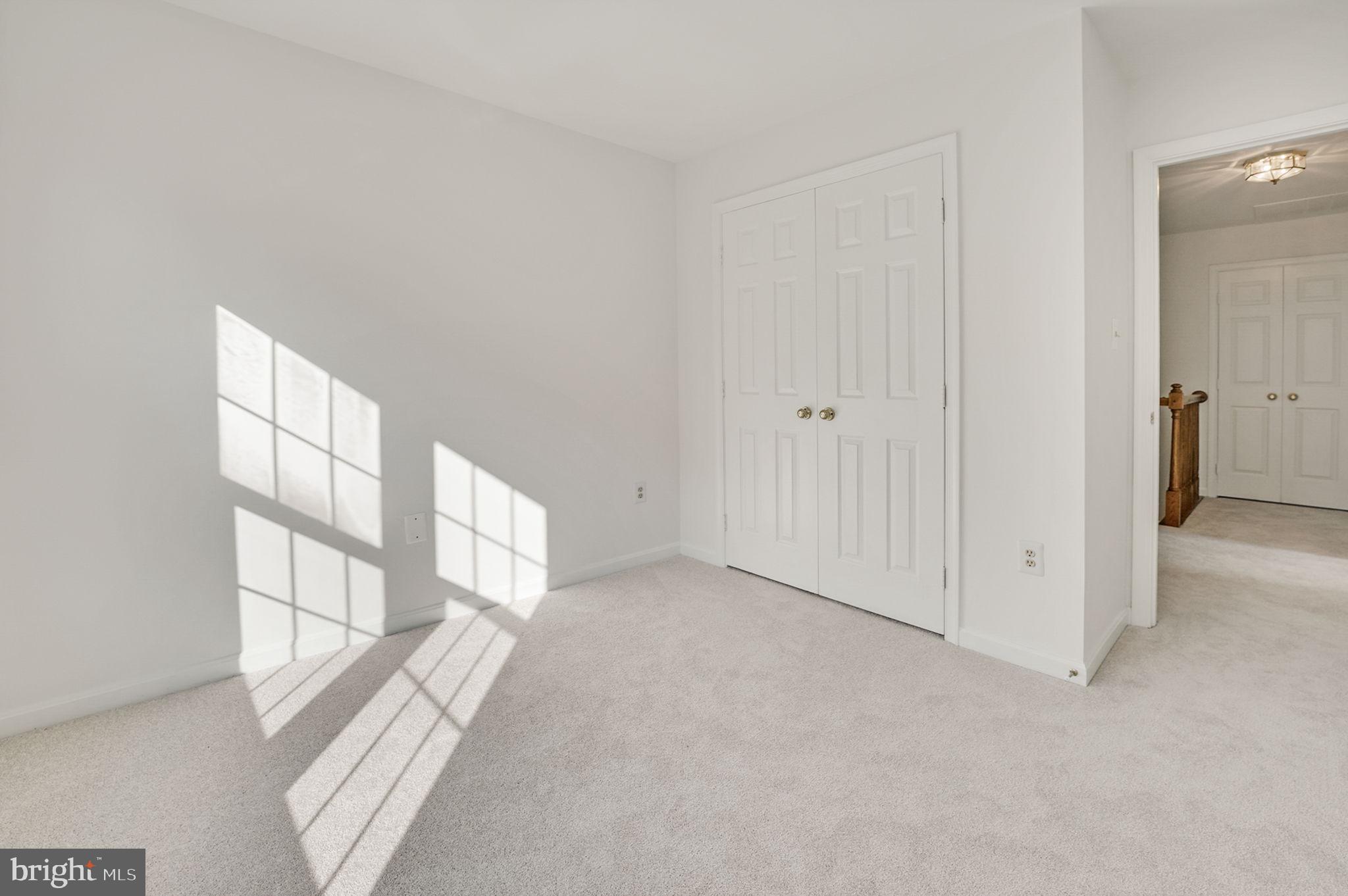 CROSSPOINTE - Residential