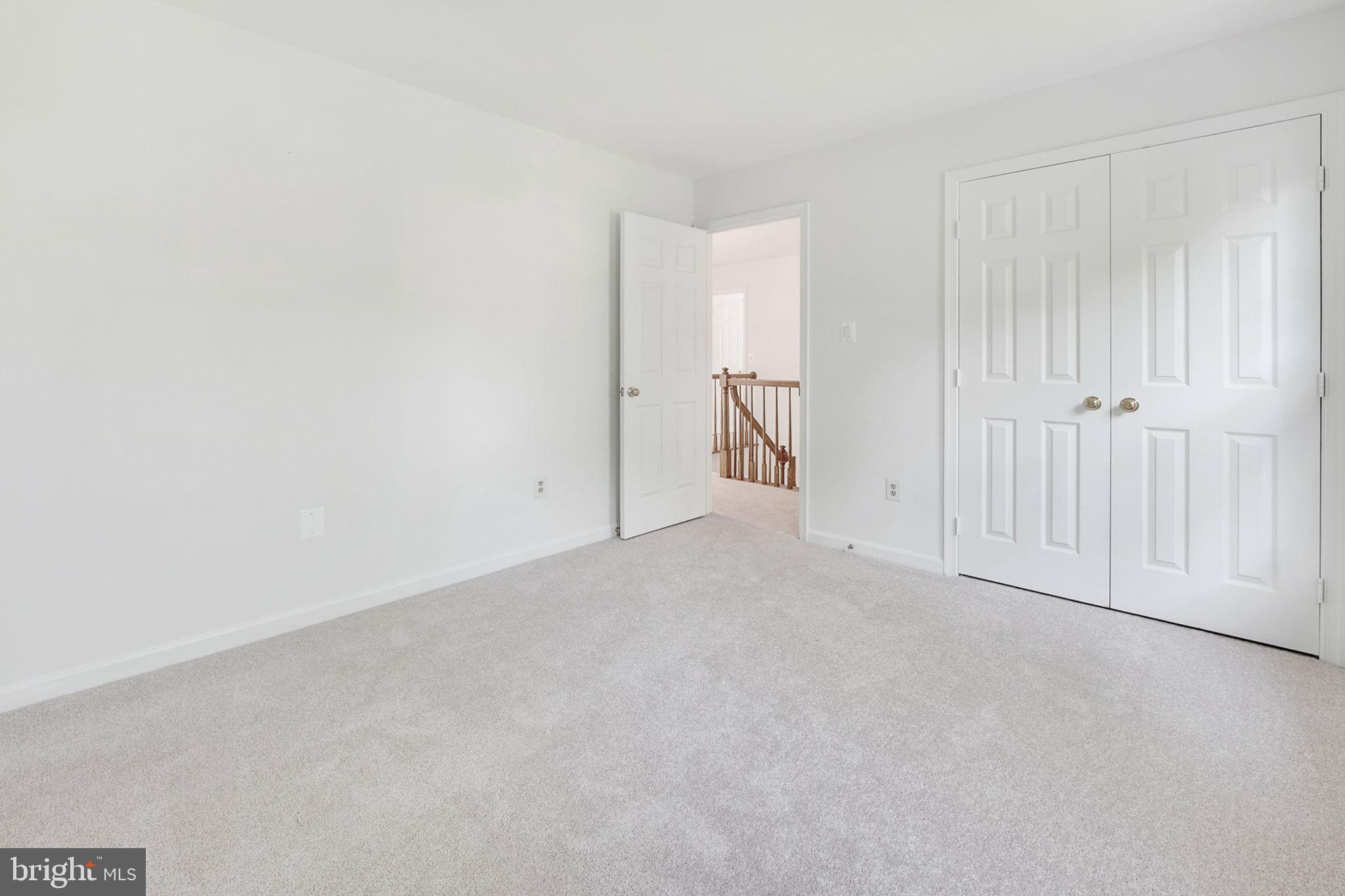 CROSSPOINTE - Residential