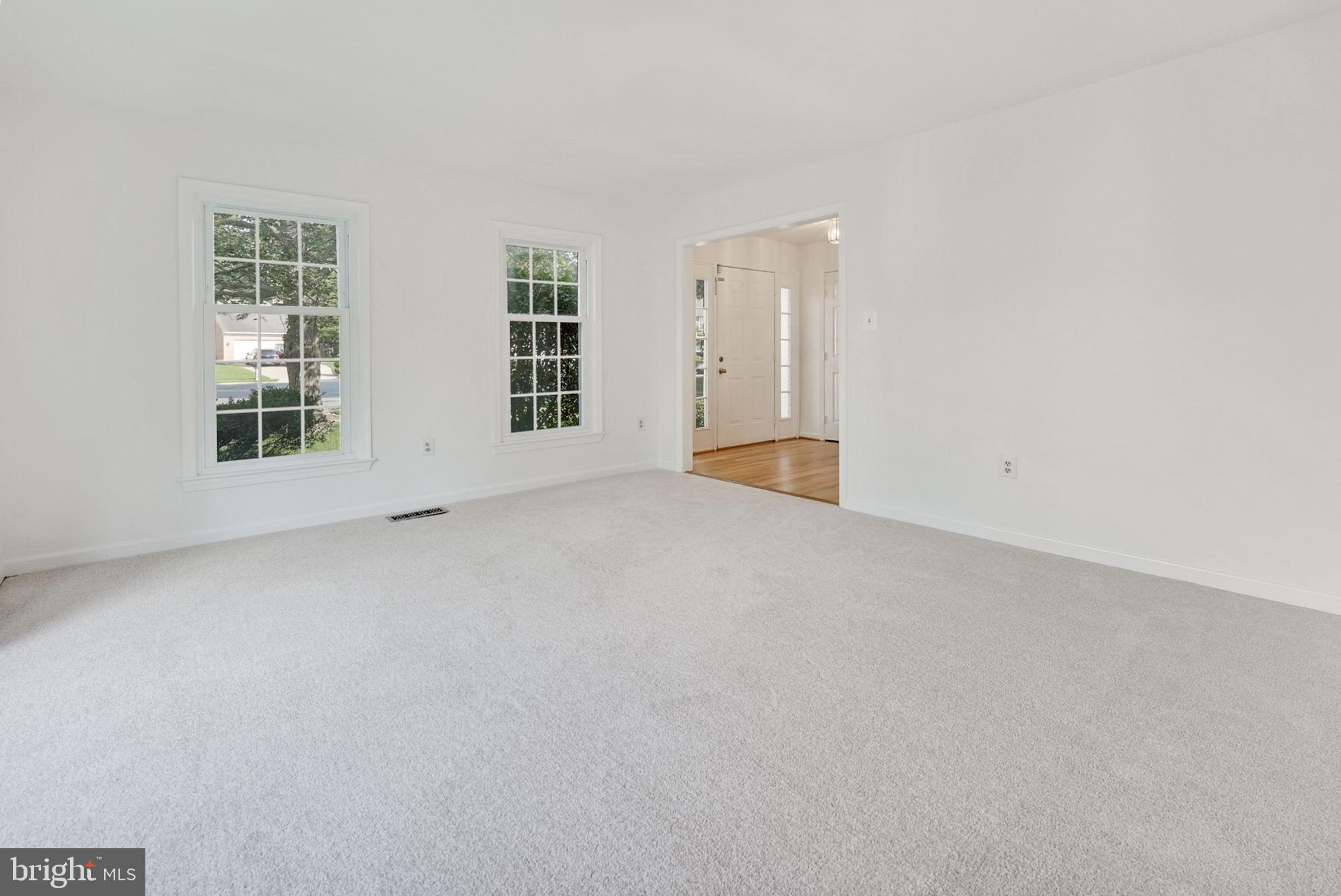 CROSSPOINTE - Residential