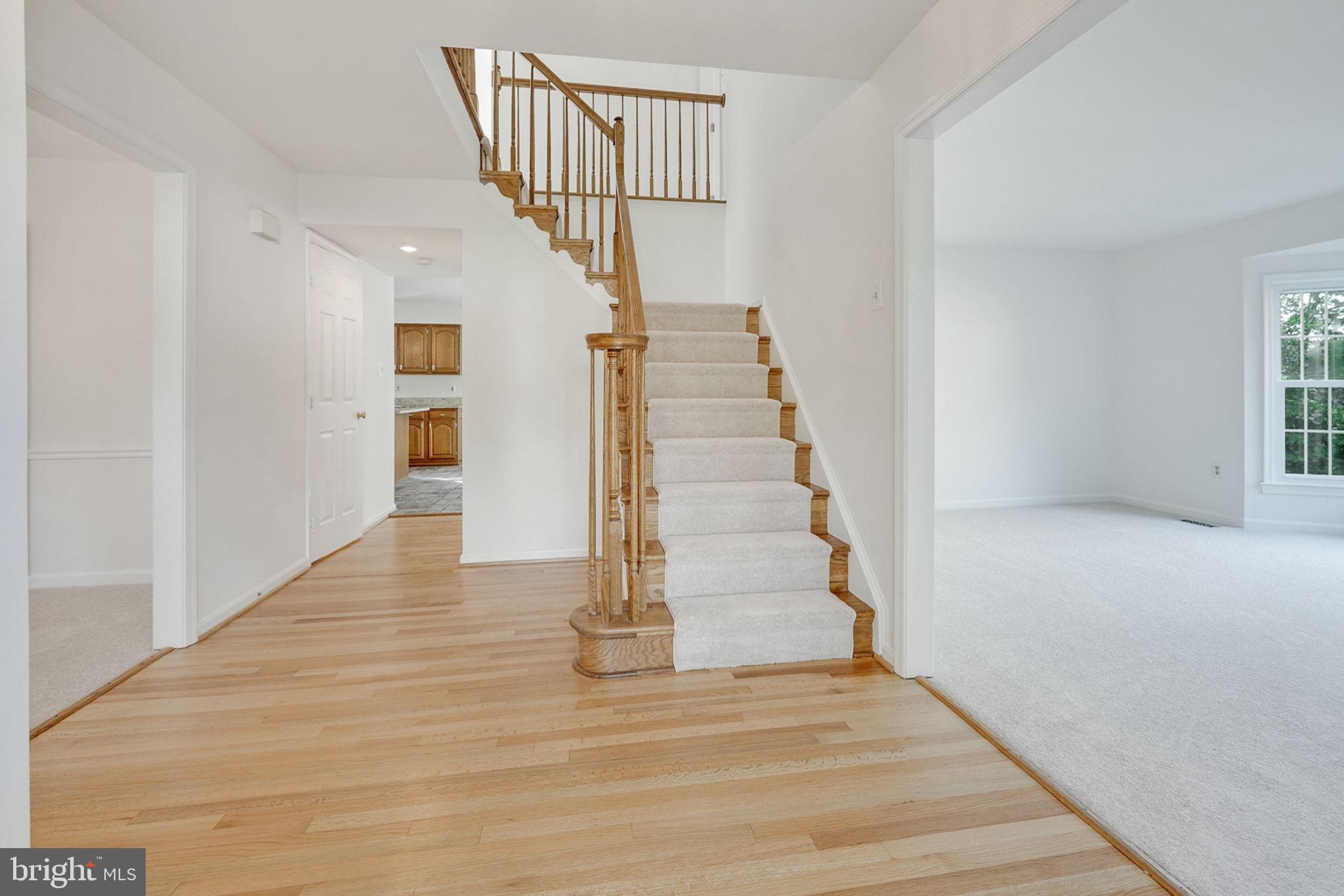 CROSSPOINTE - Residential