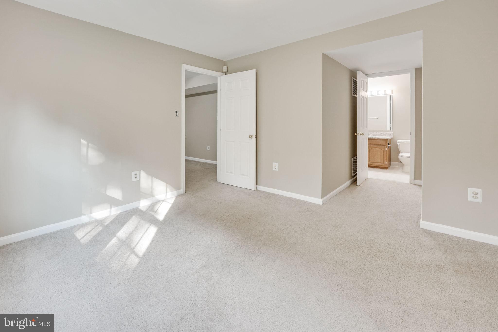 CROSSPOINTE - Residential