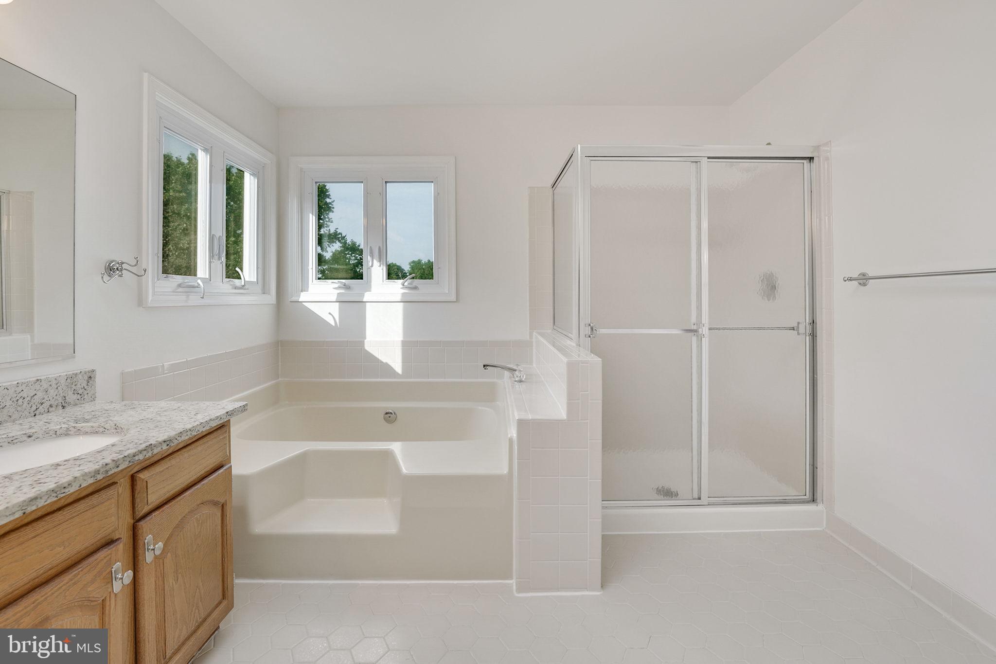 CROSSPOINTE - Residential