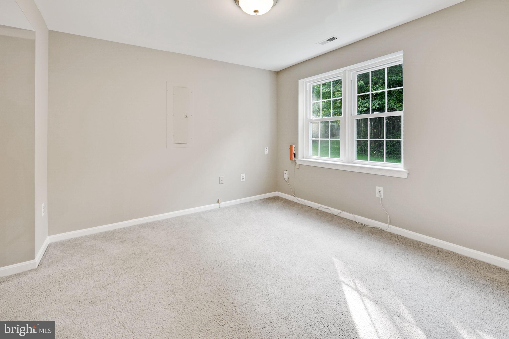 CROSSPOINTE - Residential