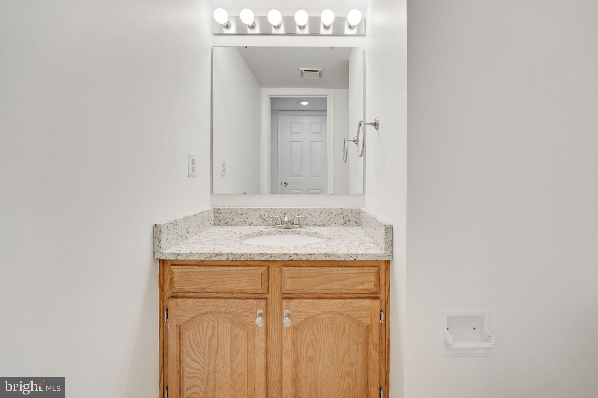 CROSSPOINTE - Residential