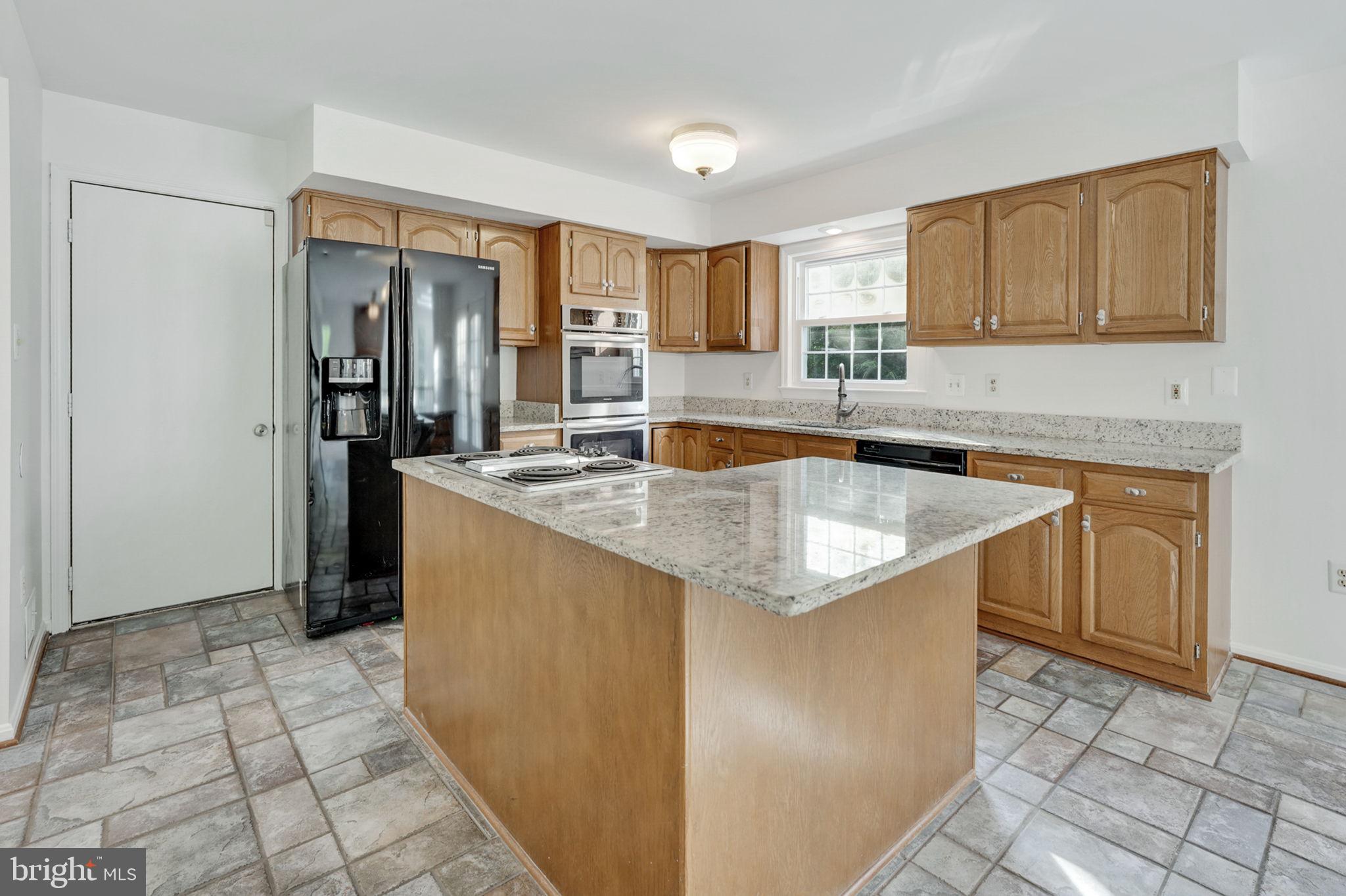 CROSSPOINTE - Residential