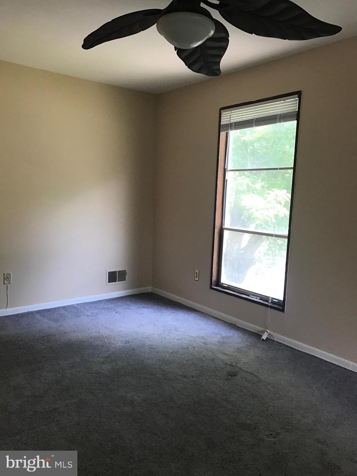 ROLLING VALLEY WEST - Residential Lease