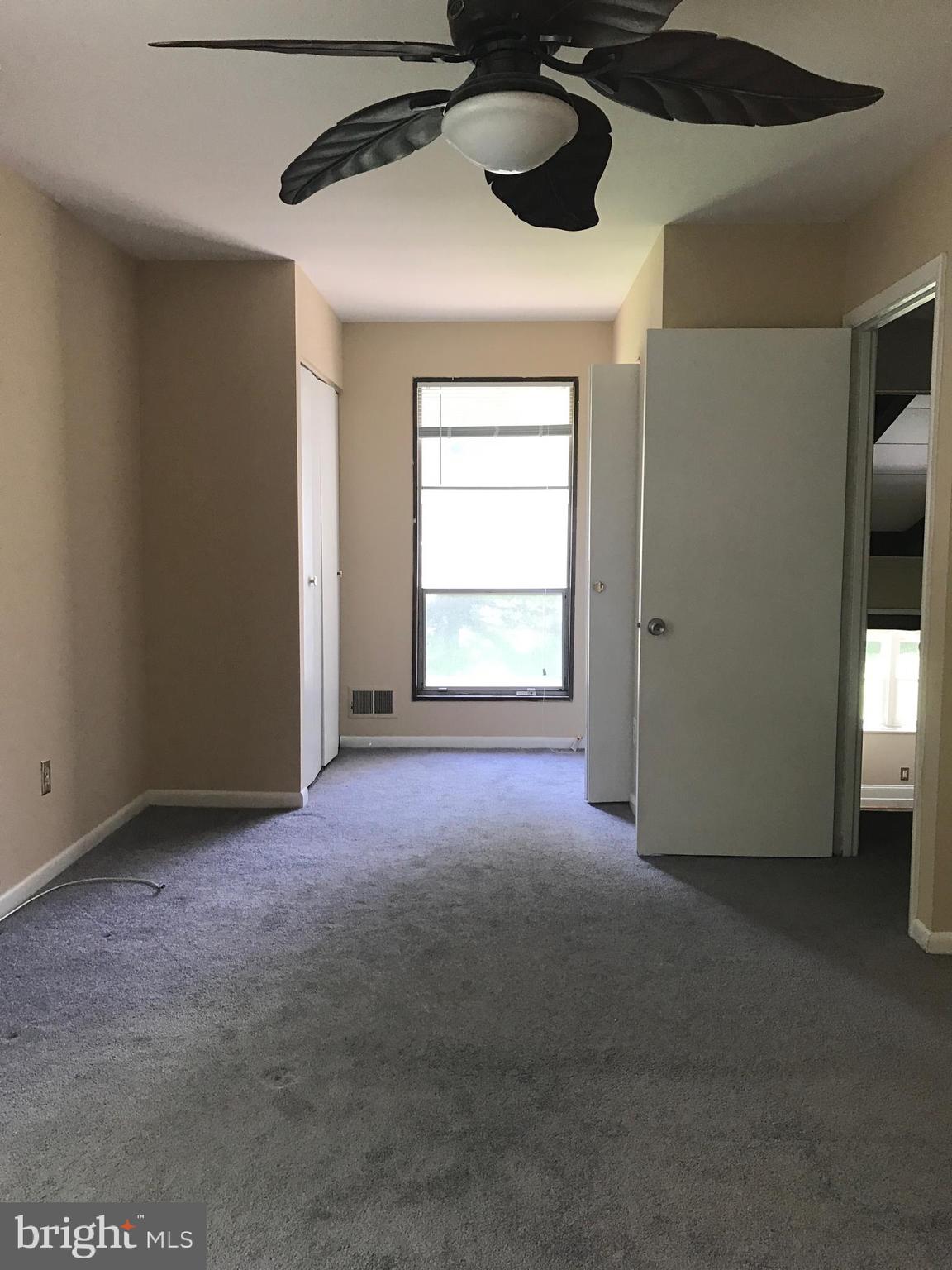 ROLLING VALLEY WEST - Residential Lease